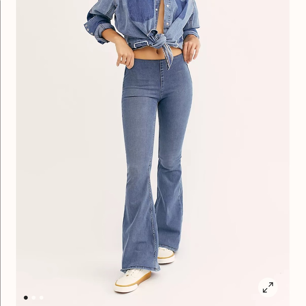 Freep People Pull-On Flare Jeans - LIKE NEW
